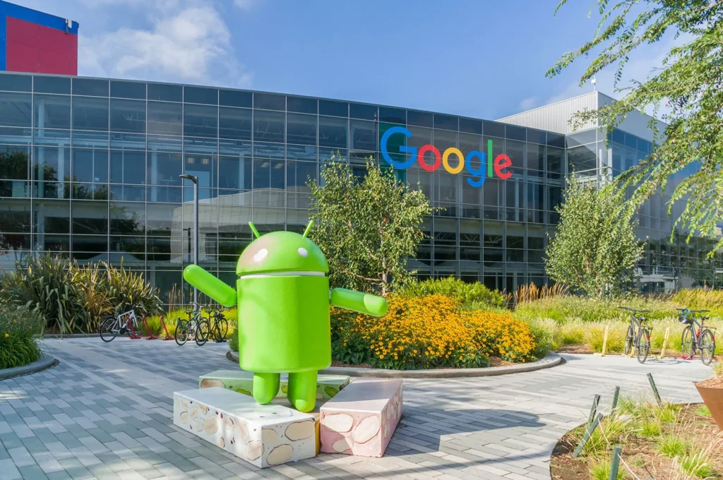 Google新推出的AI应用Doppl可将服装照片转换为试穿视频